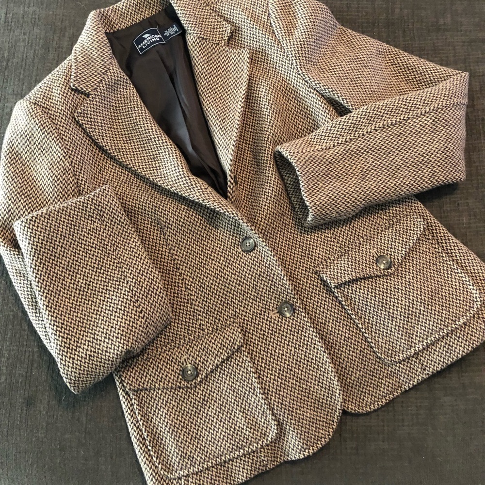 American Living tan ladies blazer